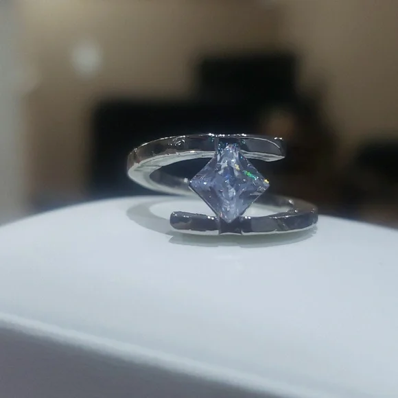 Ring 💍 Size 7 - Picture 6 of 13